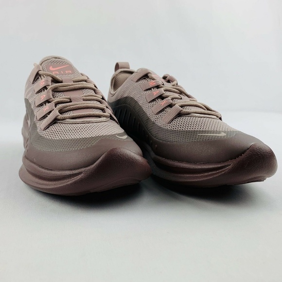 NWB Womens Nike Air Max Axis Athletic Running - Picture 2 of 8